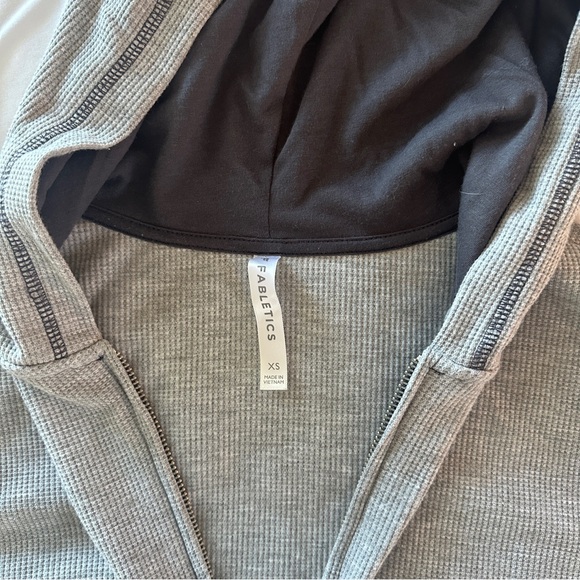 Fabletics jacket - Picture 4 of 4